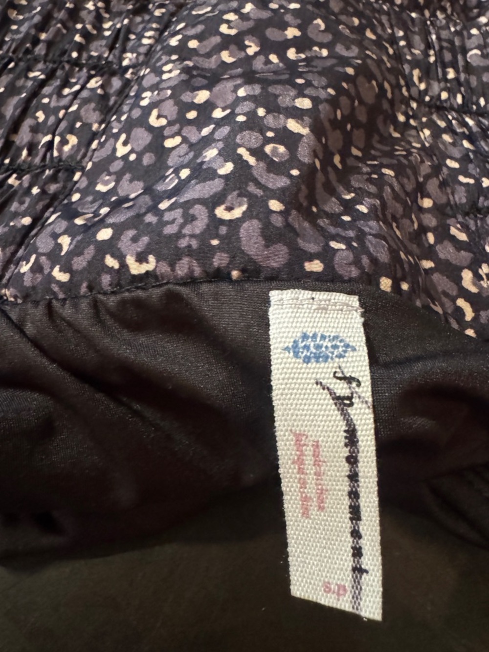 Free people | The Way Home Run Shorts NWOT size small - Picture 6 of 7